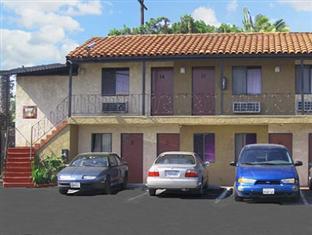 Mission Motel Линууд Екстериор снимка